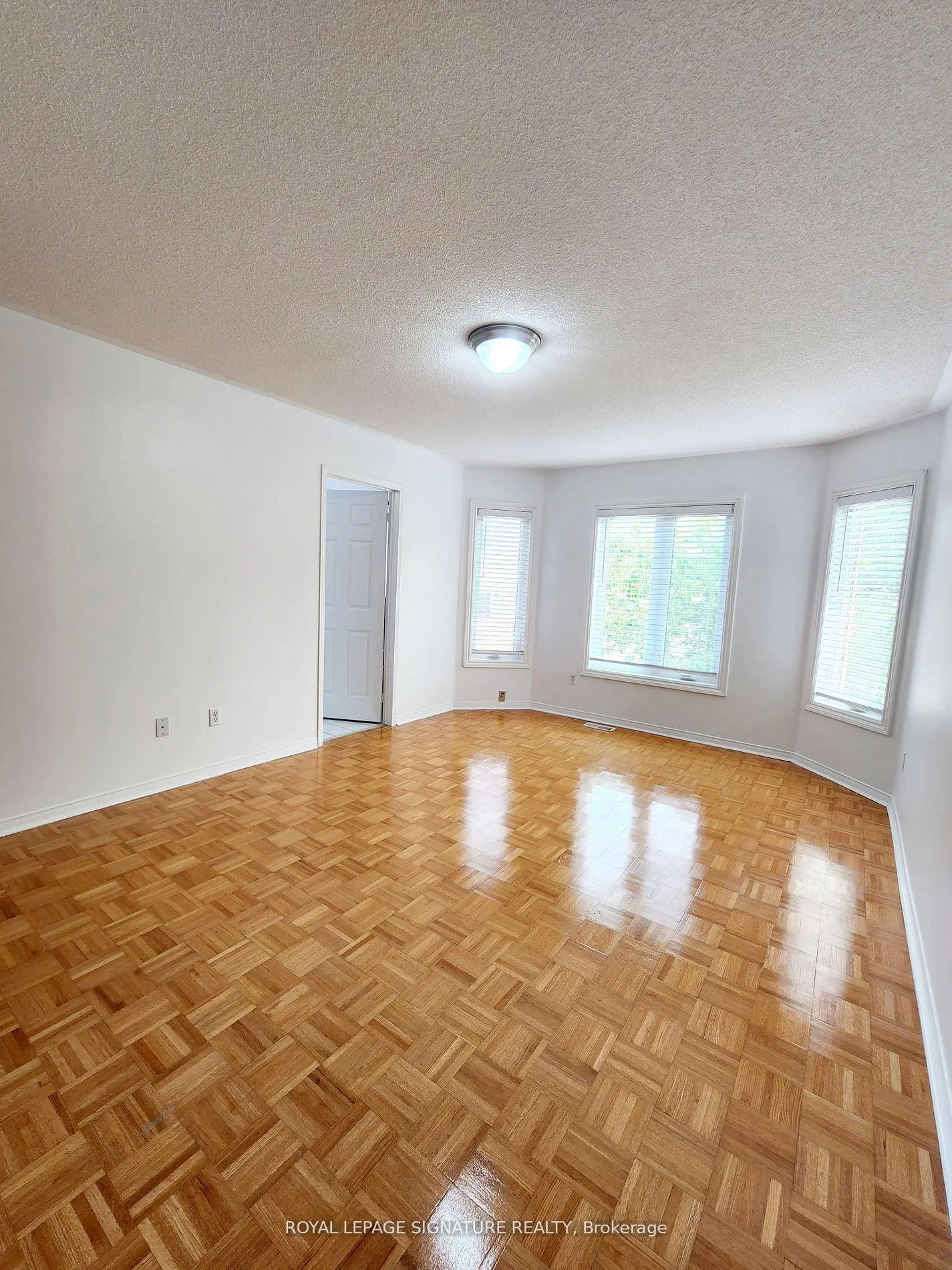 Photo 30 of 115 Blue Willow Drive, Vaughan, East Woodbridge — HOMEH
