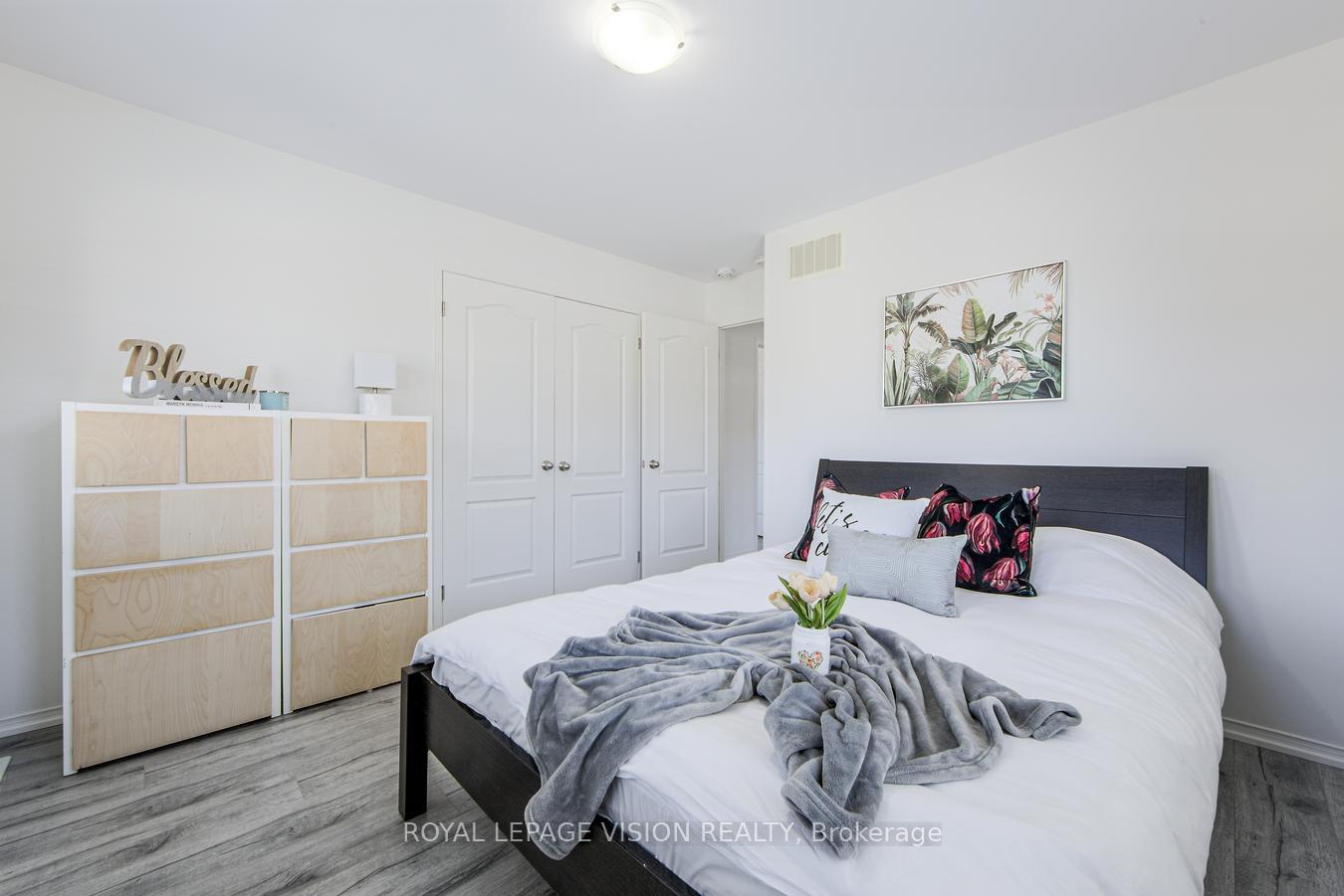 Photo 19 of 277 Cosgrove Drive, Oshawa, Windfields — HOMEH