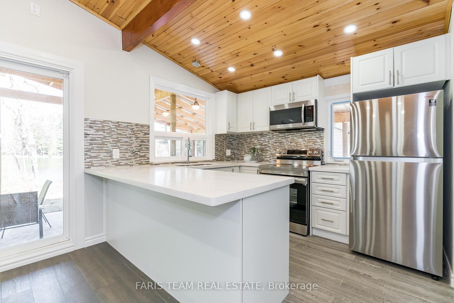 Photo 4 of 7604 South River Road, Ramara, Rural Ramara — HOMEH