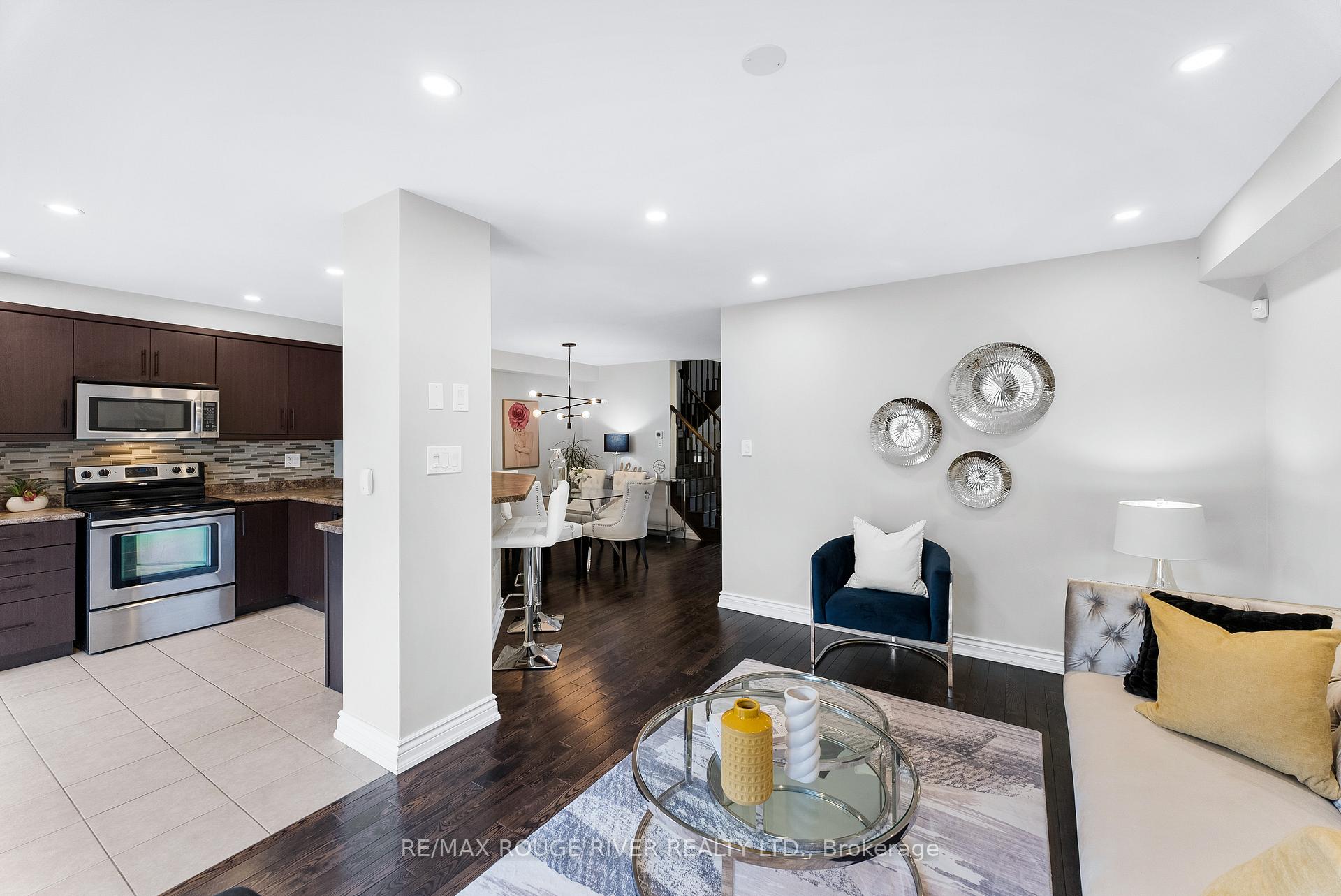 Photo 6 of 1852 Liatris Drive, Pickering, Duffin Heights — HOMEH