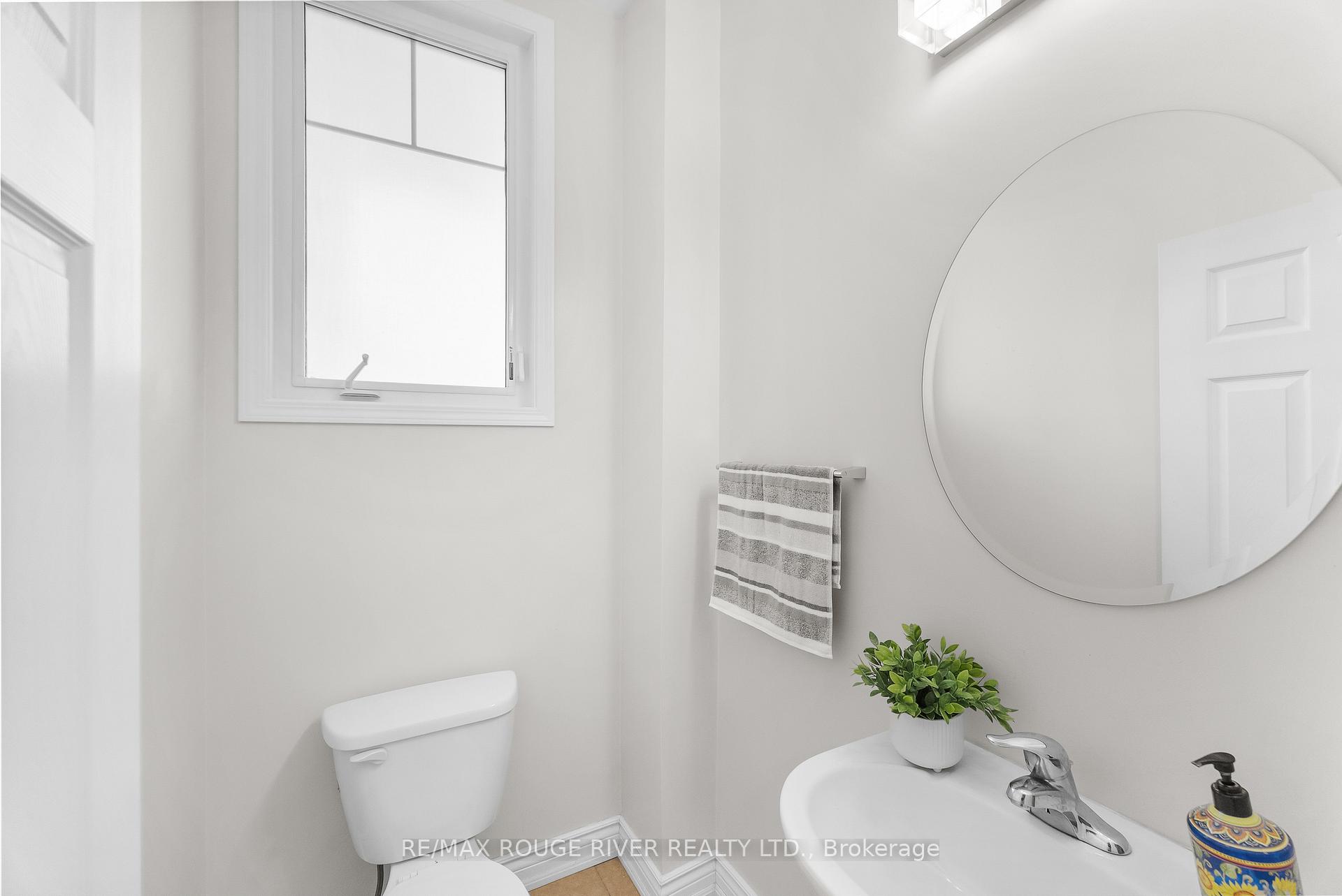 Photo 14 of 1852 Liatris Drive, Pickering, Duffin Heights — HOMEH