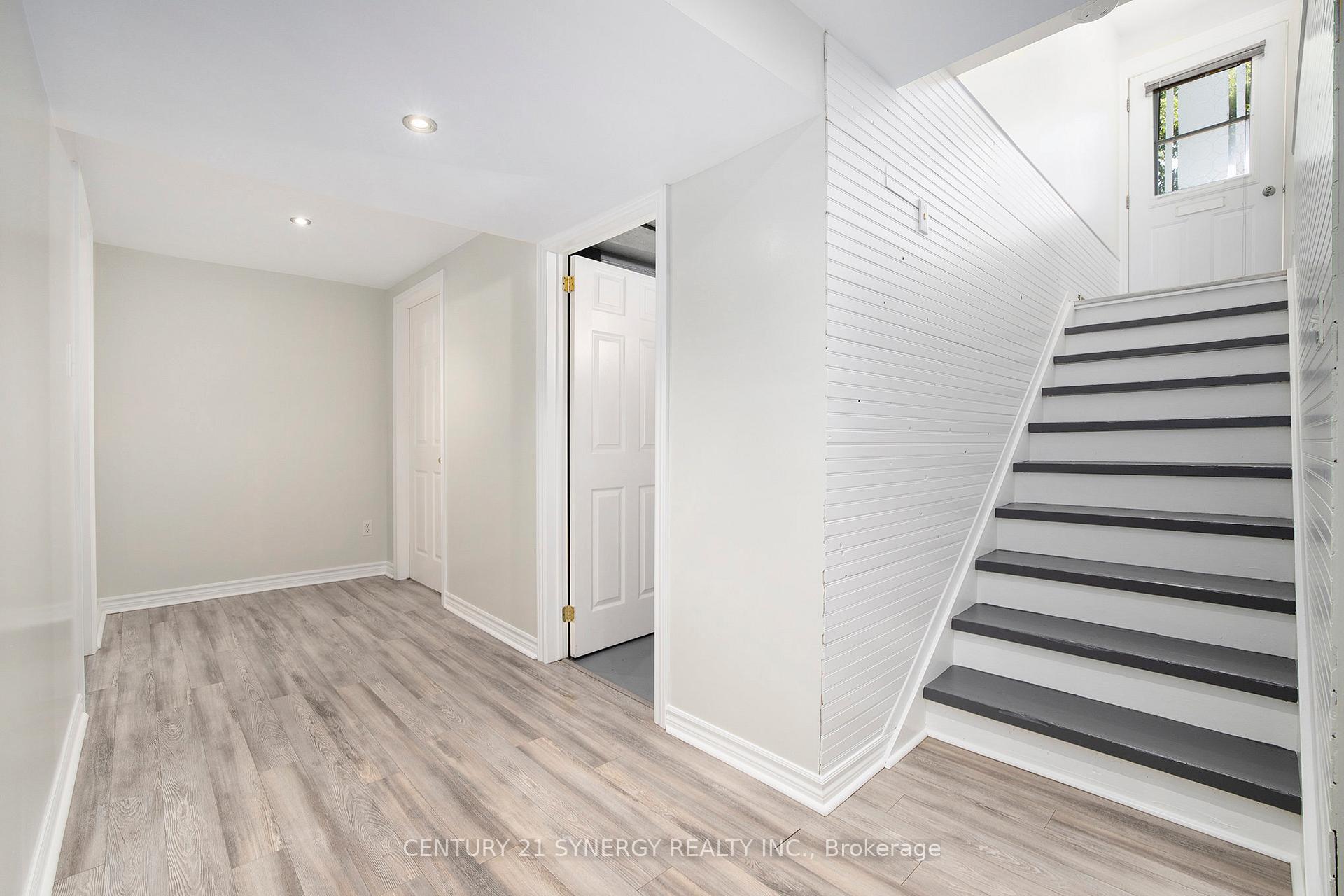 Photo 14 of 308 Joffre Avenue, Renfrew — HOMEH