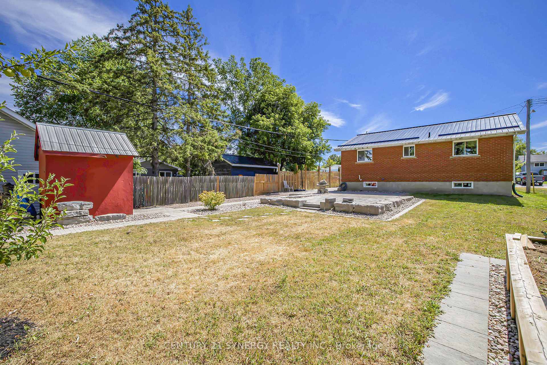 Photo 22 of 308 Joffre Avenue, Renfrew — HOMEH
