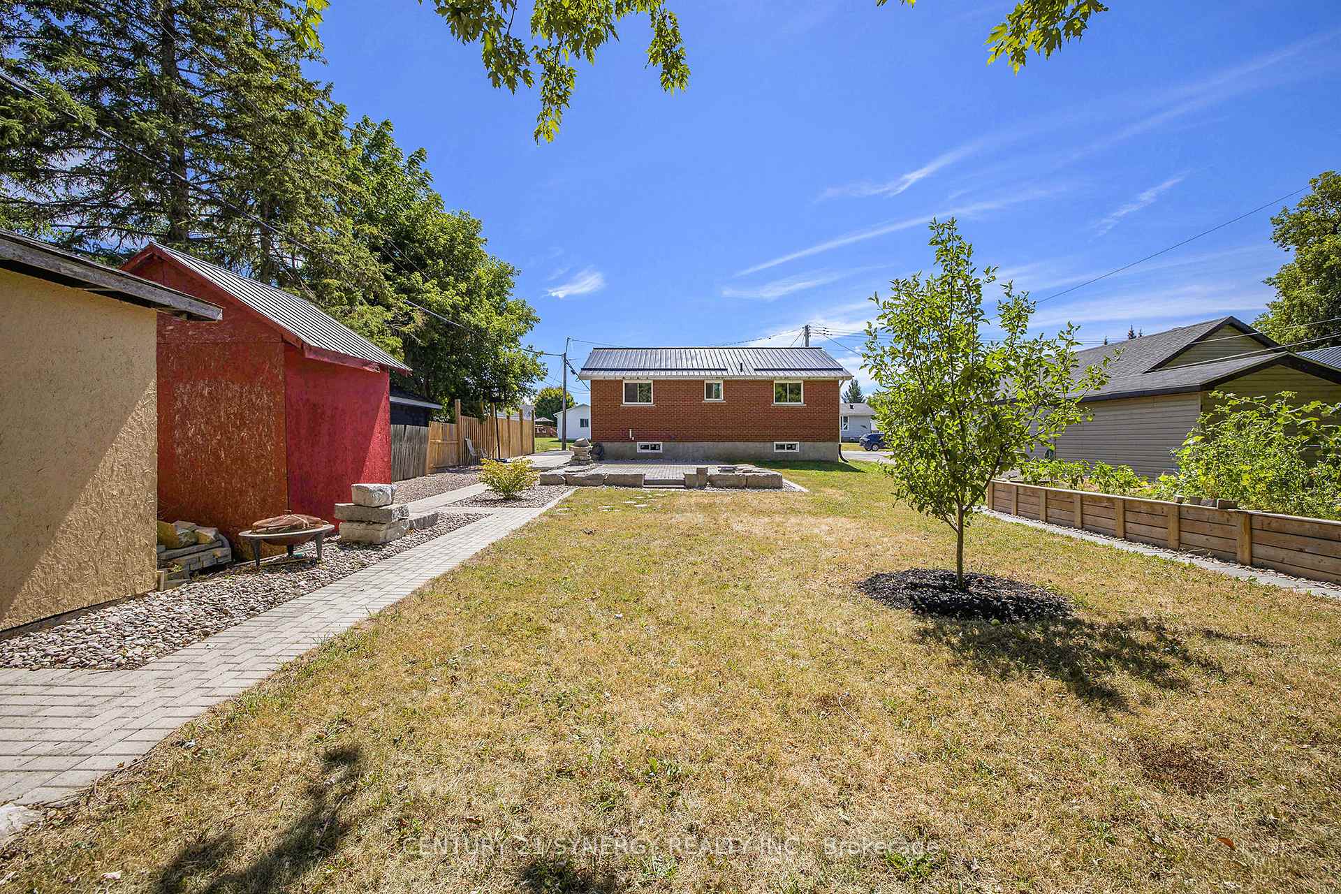 Photo 23 of 308 Joffre Avenue, Renfrew — HOMEH