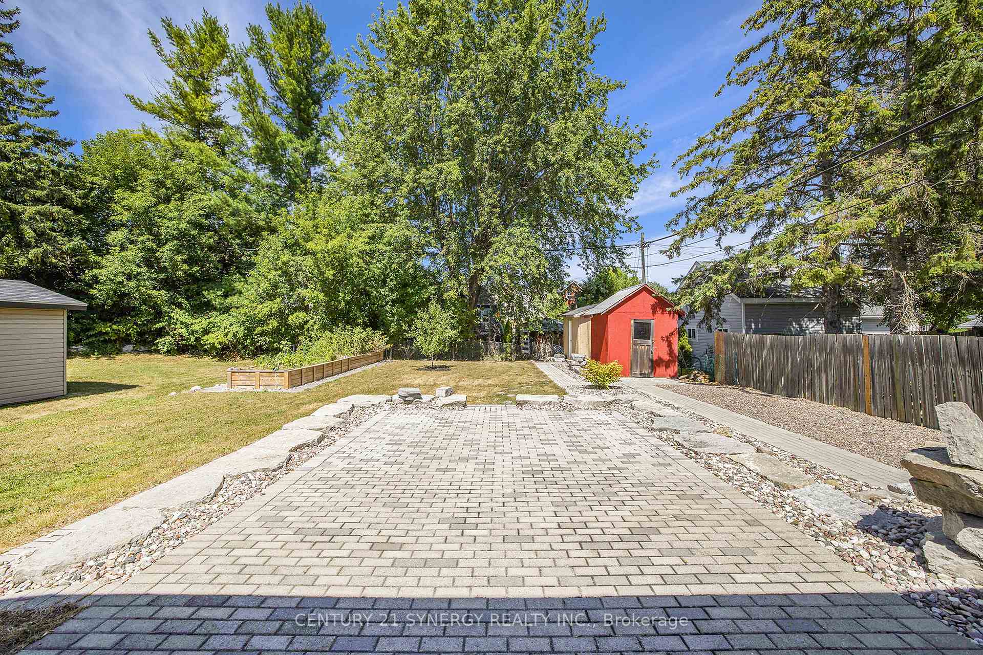Photo 24 of 308 Joffre Avenue, Renfrew — HOMEH