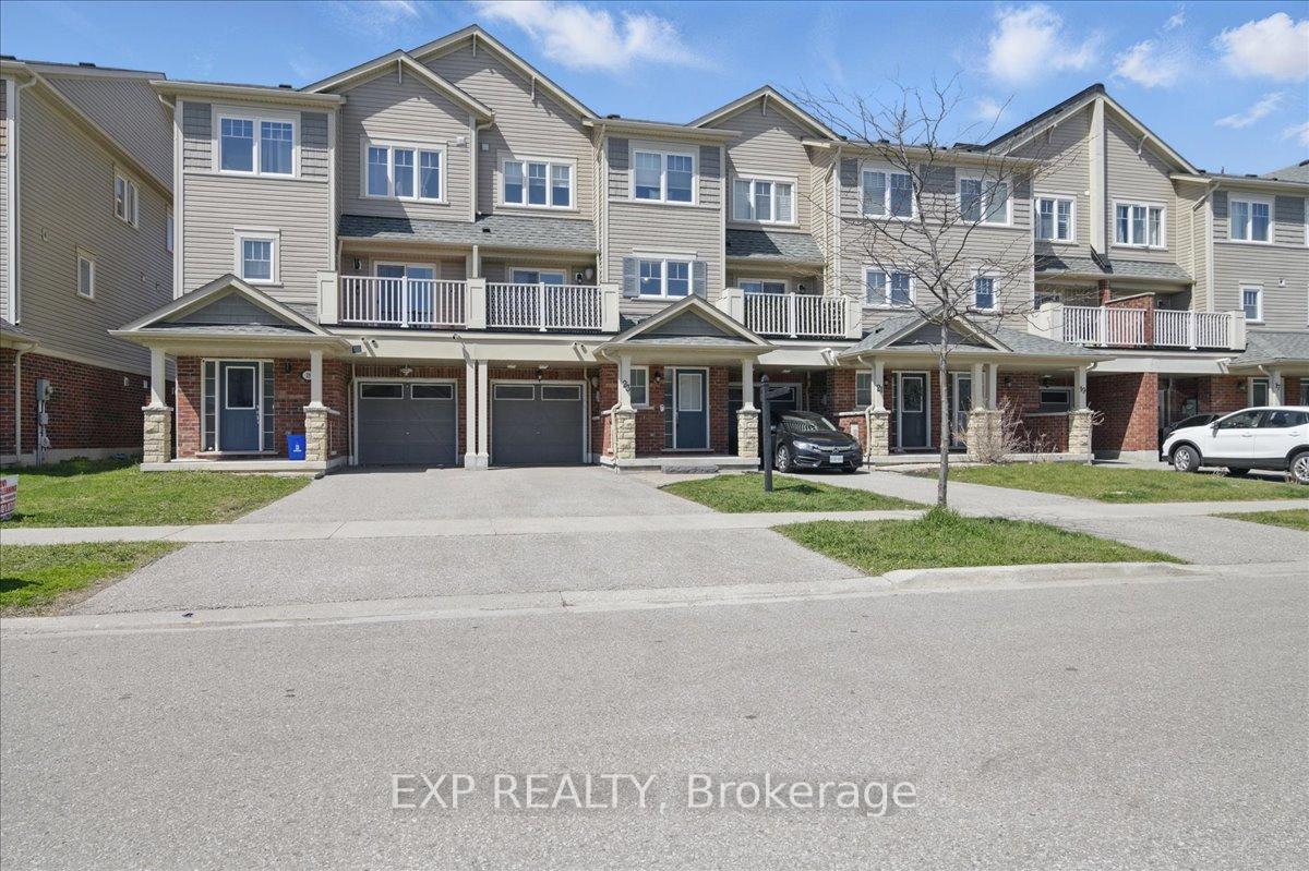 Photo 3 of 23 Great Gabe Crescent, Oshawa, Windfields — HOMEH