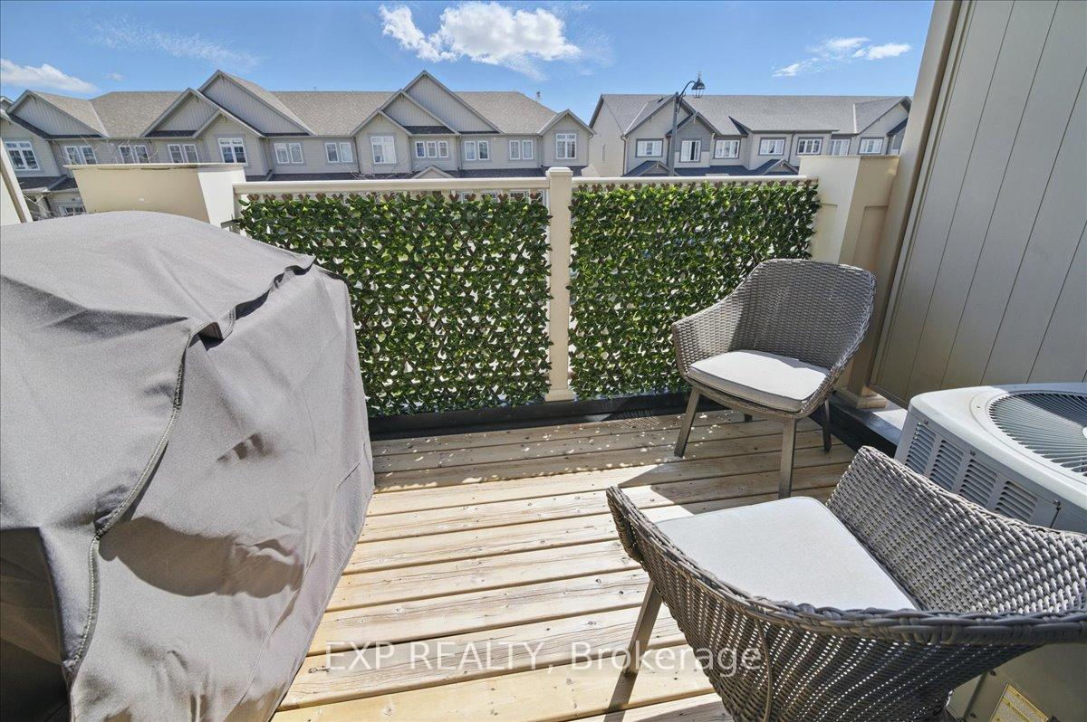 Photo 14 of 23 Great Gabe Crescent, Oshawa, Windfields — HOMEH