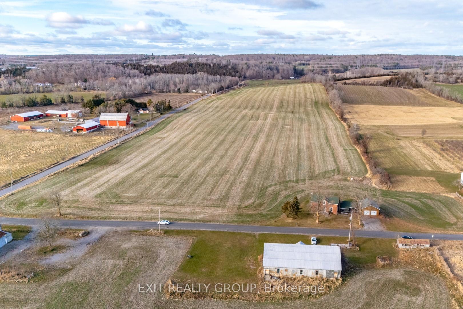 Photo 3 of 926 Grills Road, Quinte West, Sidney Ward — HOMEH