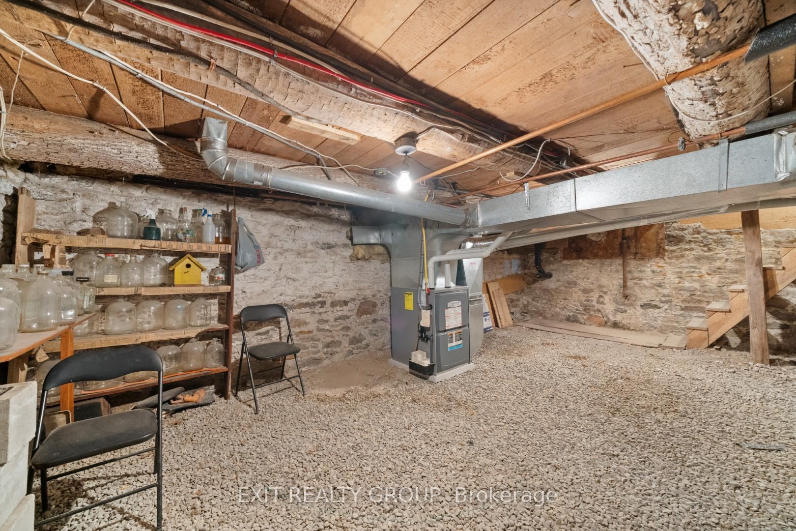 Photo 37 of 926 Grills Road, Quinte West, Sidney Ward — HOMEH