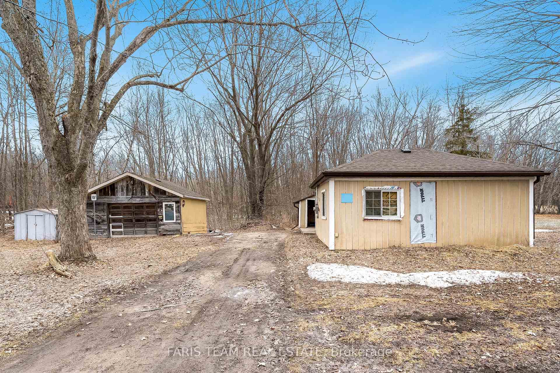 Photo 2 of 4076 Airport Road, Ramara, Rural Ramara — HOMEH