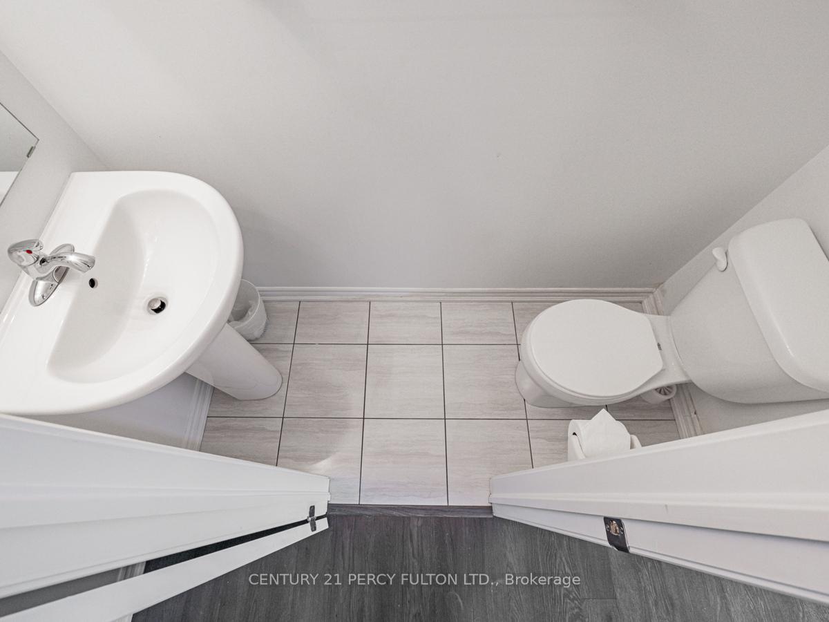 Photo 13 of Unit 100, 2423 Nantucket Chase, Pickering, Duffin Heights — HOMEH