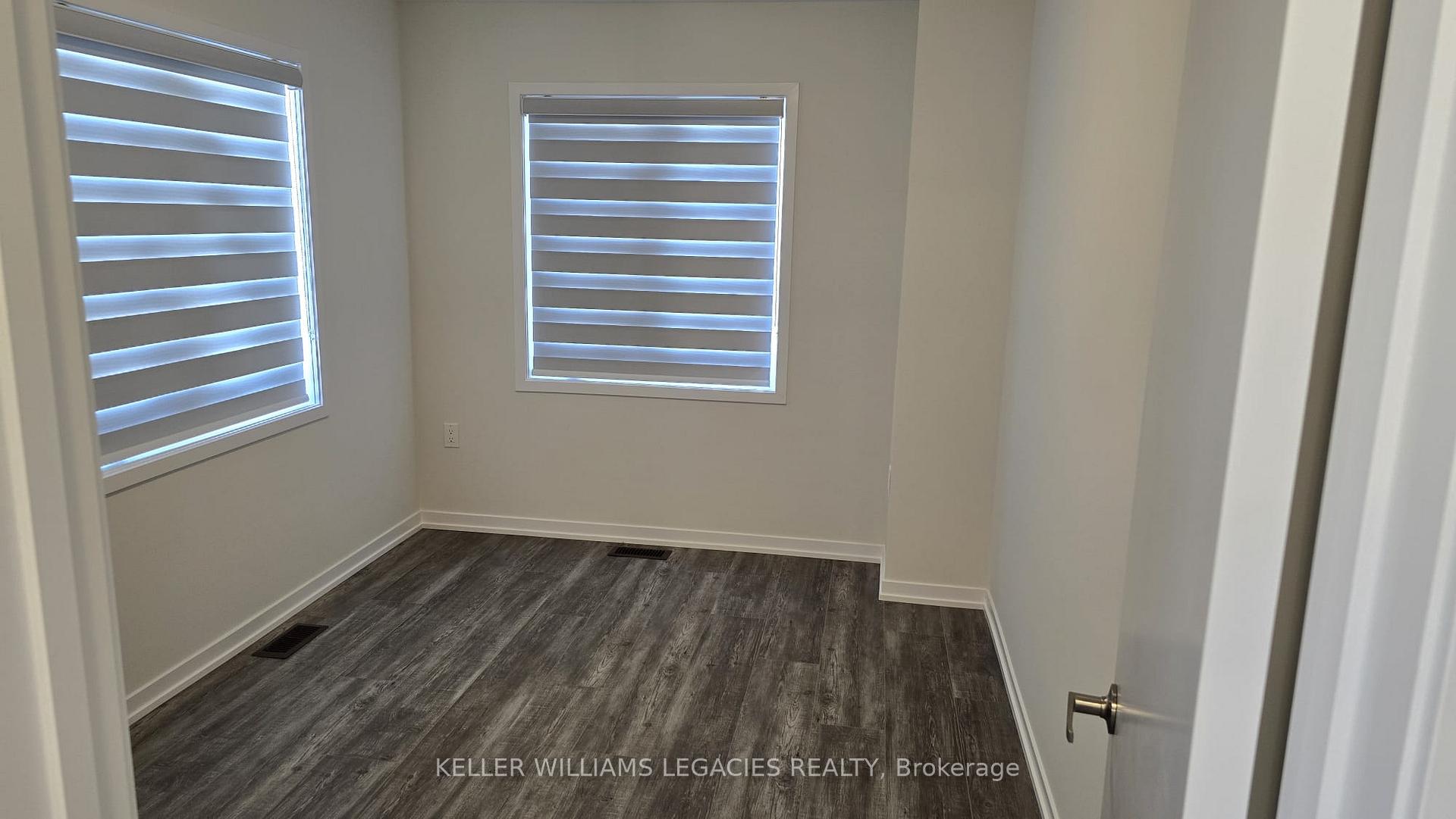 Photo 9 of 1451 Wheatcroft Drive, Oshawa, Kedron — HOMEH