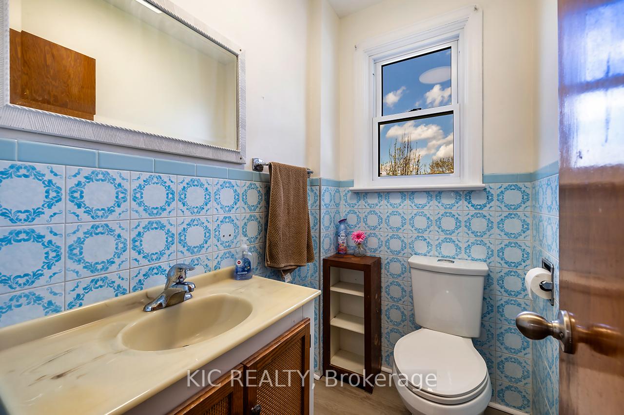 Photo 17 of 157 Warren Avenue, Oshawa, McLaughlin — HOMEH
