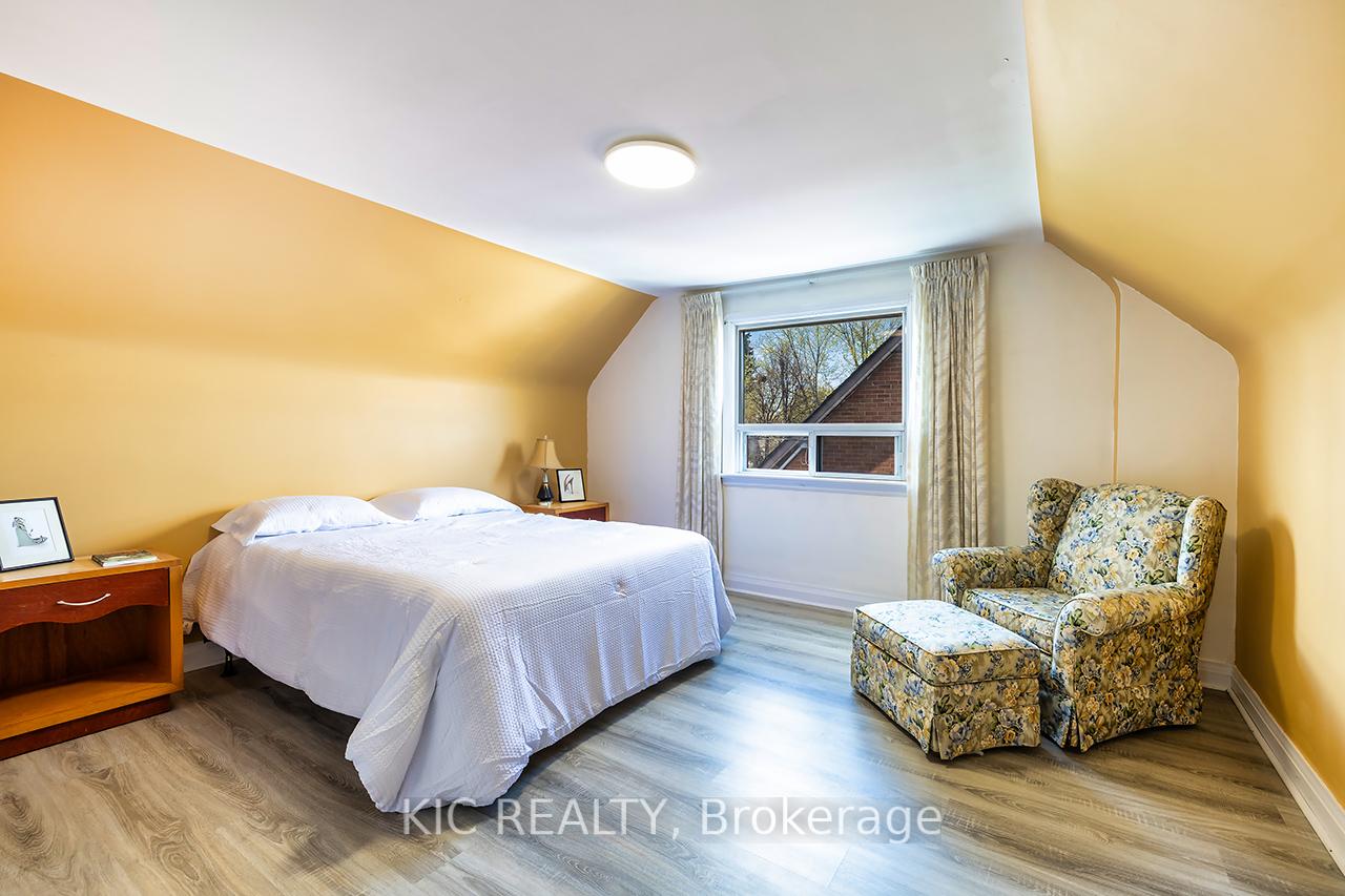 Photo 18 of 157 Warren Avenue, Oshawa, McLaughlin — HOMEH