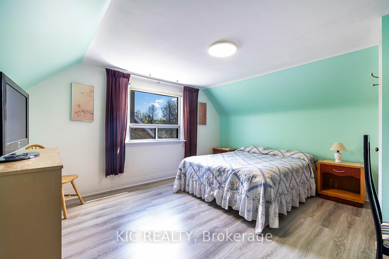 Photo 20 of 157 Warren Avenue, Oshawa, McLaughlin — HOMEH