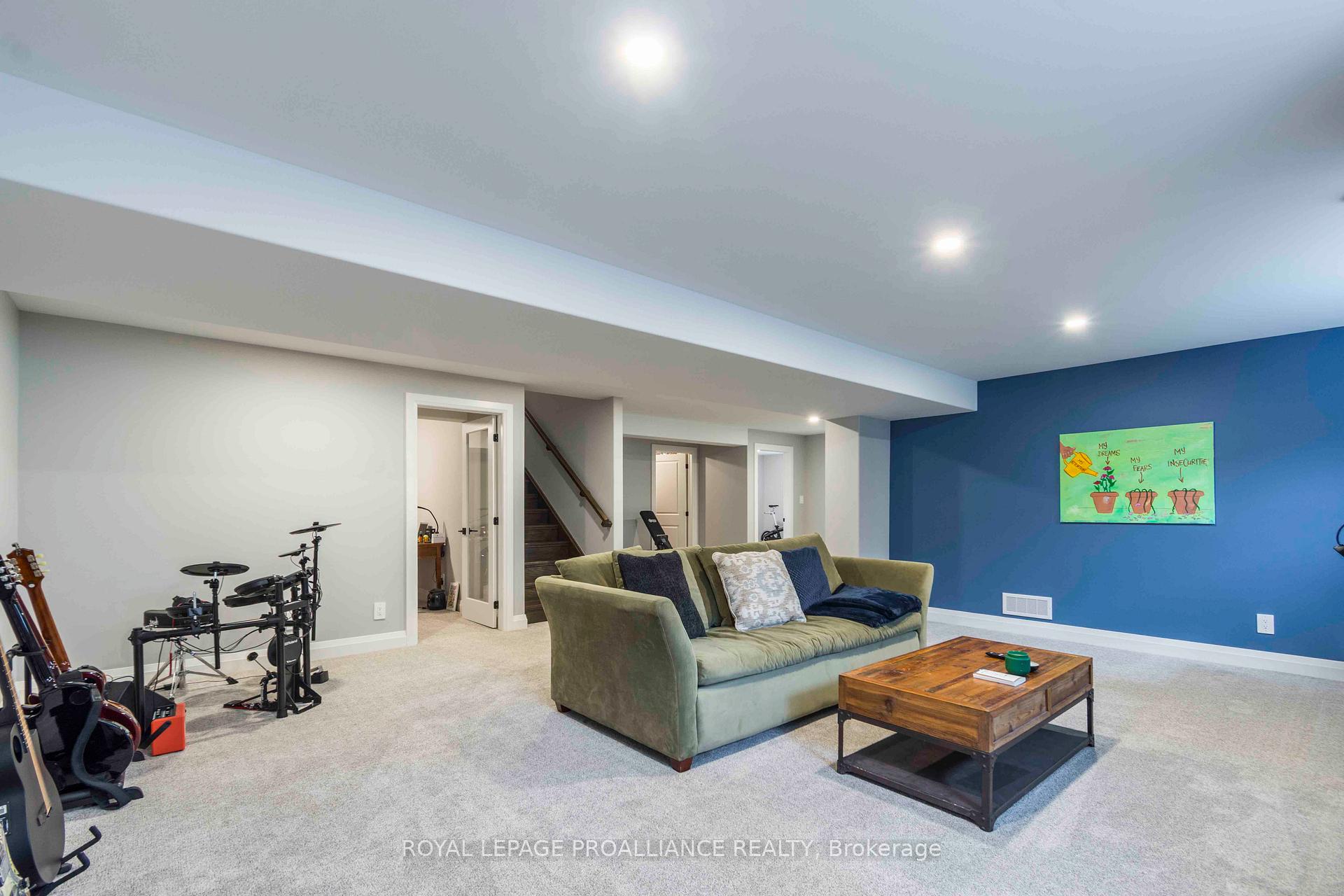 Photo 28 of 51 Sabrina Avenue, Quinte West, Murray Ward — HOMEH