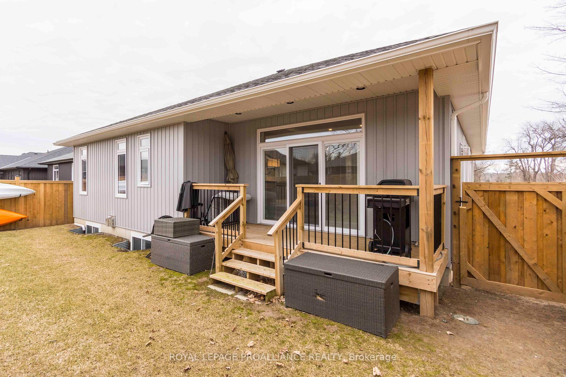 Photo 35 of 51 Sabrina Avenue, Quinte West, Murray Ward — HOMEH