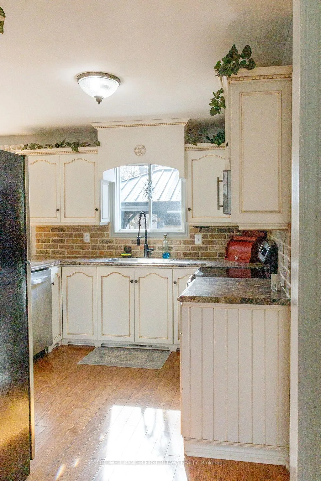 Photo 8 of 32 James Lewis Avenue, Ottawa, Stittsville (South) — HOMEH