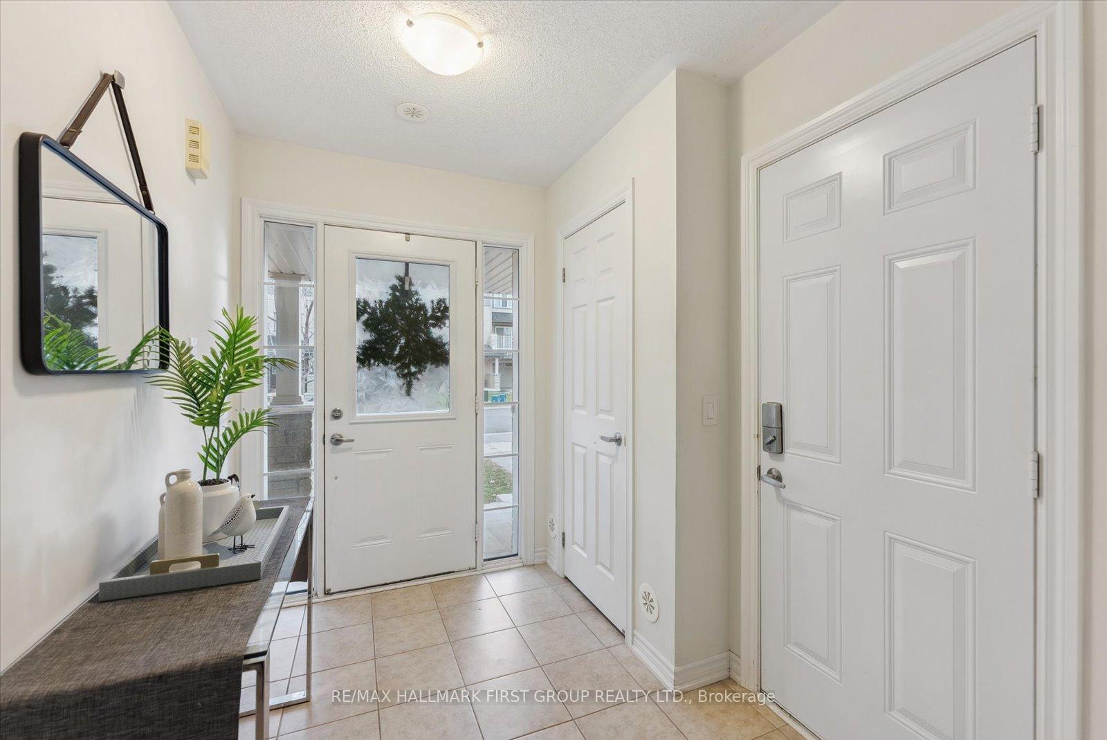 Photo 3 of 33 Nearco Crescent, Oshawa, Windfields — HOMEH