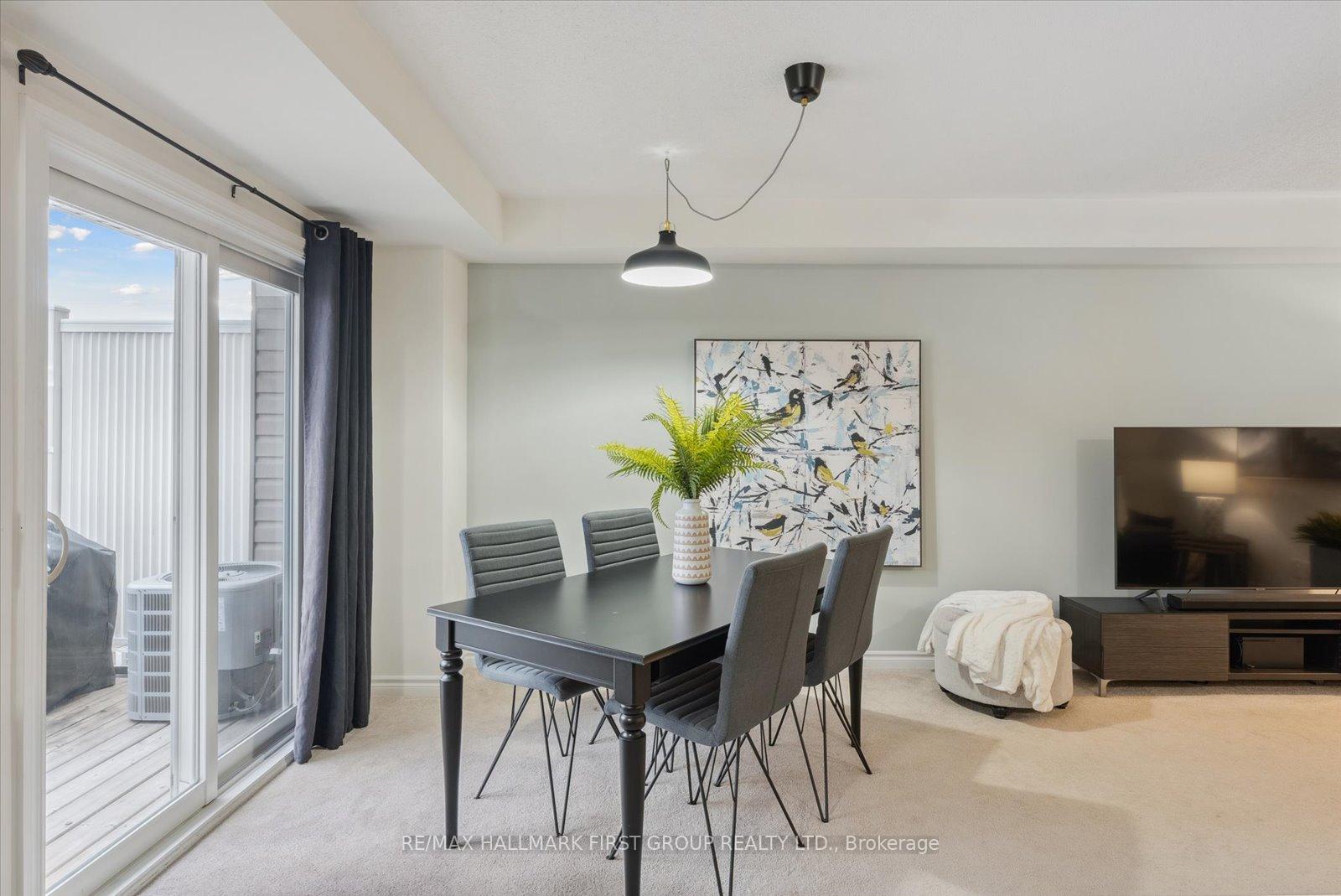 Photo 11 of 33 Nearco Crescent, Oshawa, Windfields — HOMEH