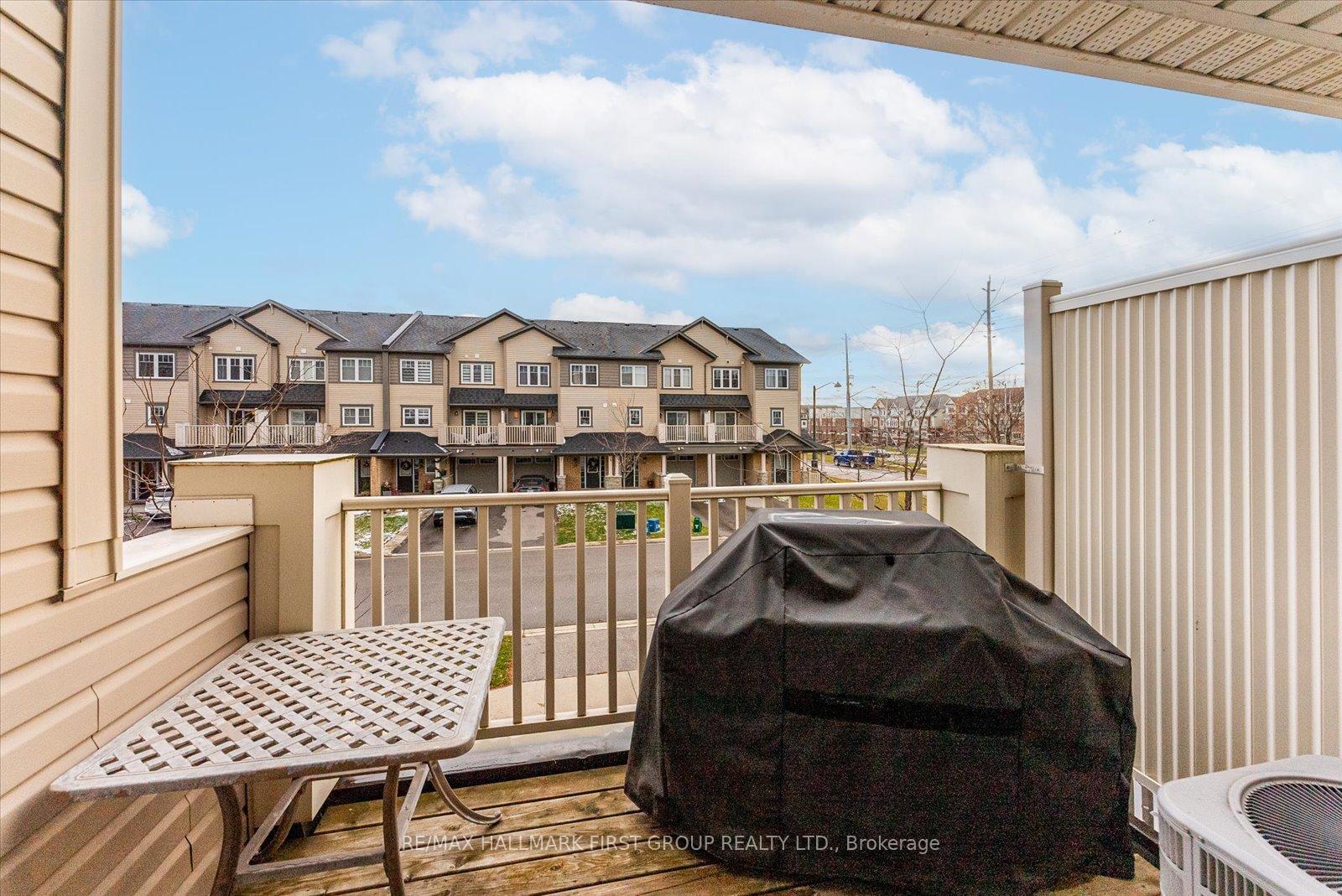 Photo 19 of 33 Nearco Crescent, Oshawa, Windfields — HOMEH