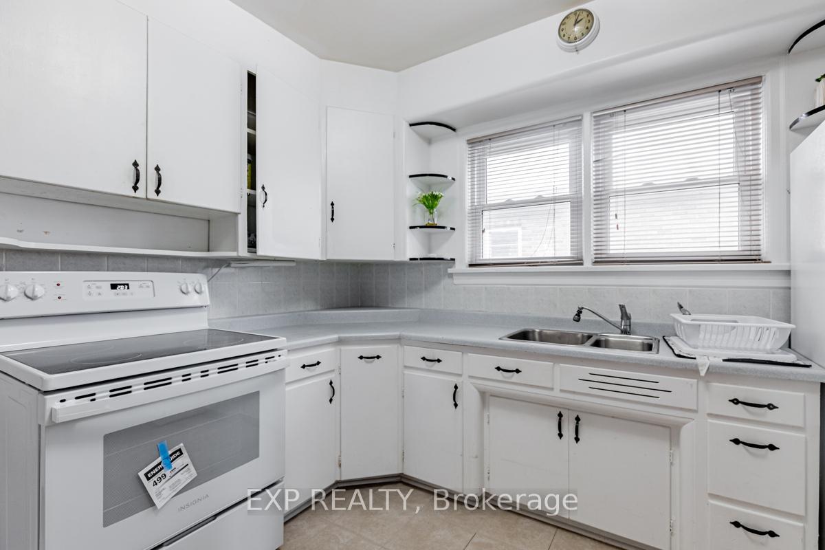 Photo 4 of 295 Monash Avenue, Oshawa, Central — HOMEH