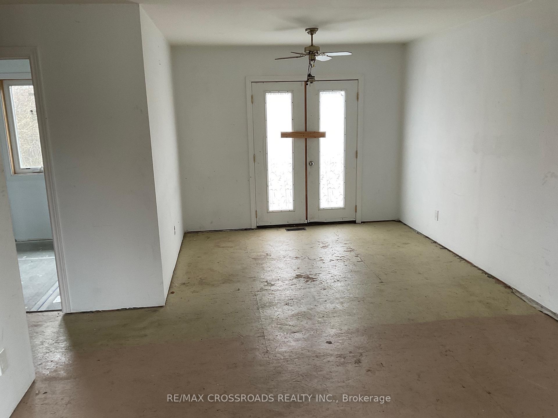 Photo 7 of 239 Davidson Street, Pickering, Rural Pickering — HOMEH