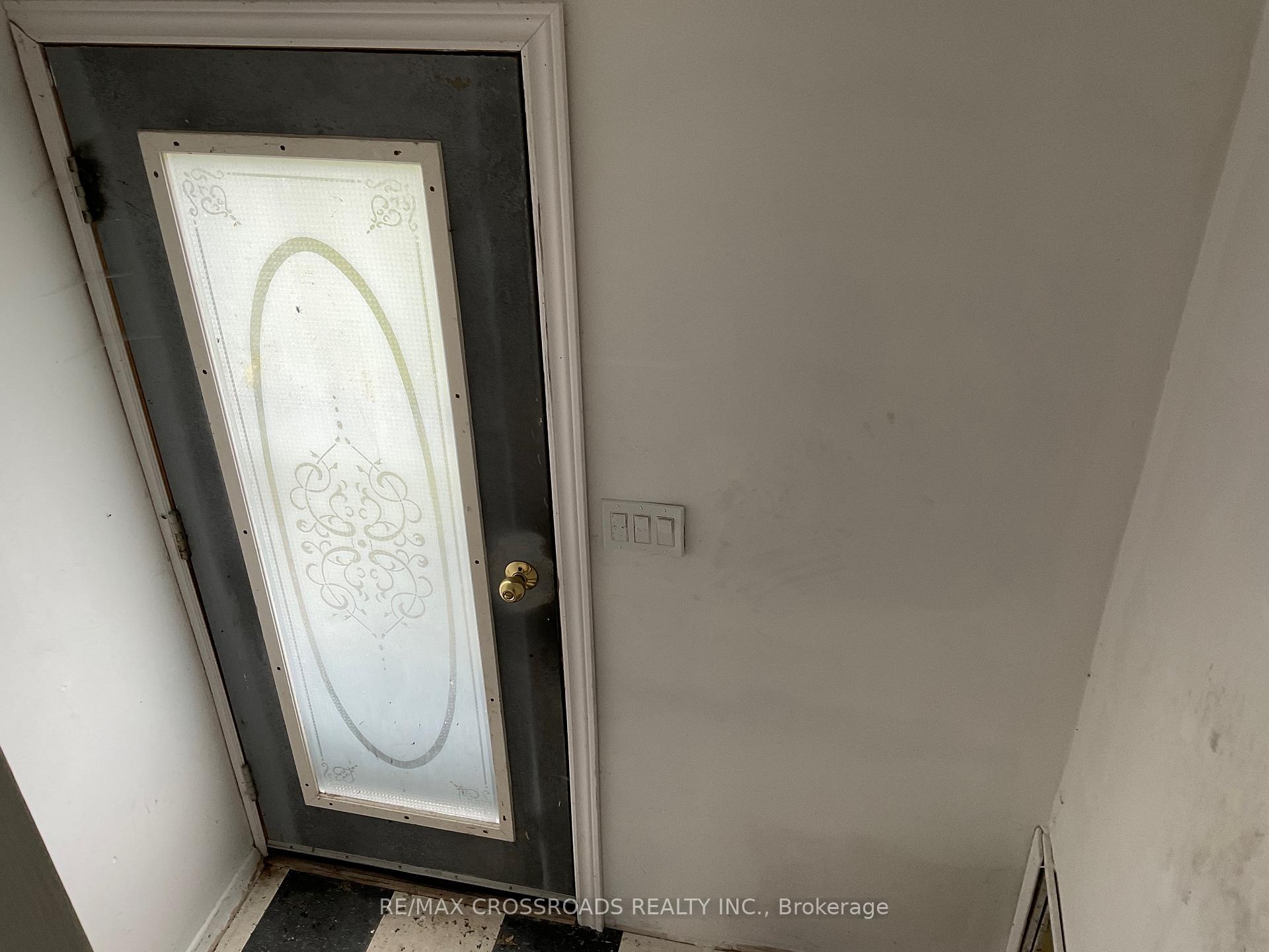 Photo 18 of 239 Davidson Street, Pickering, Rural Pickering — HOMEH