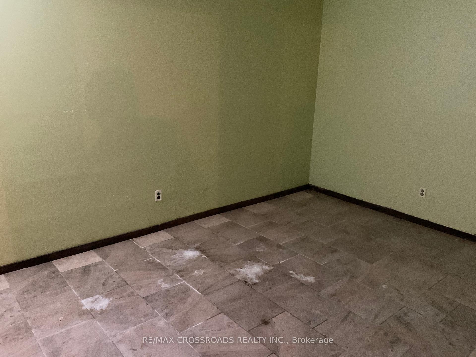 Photo 19 of 239 Davidson Street, Pickering, Rural Pickering — HOMEH