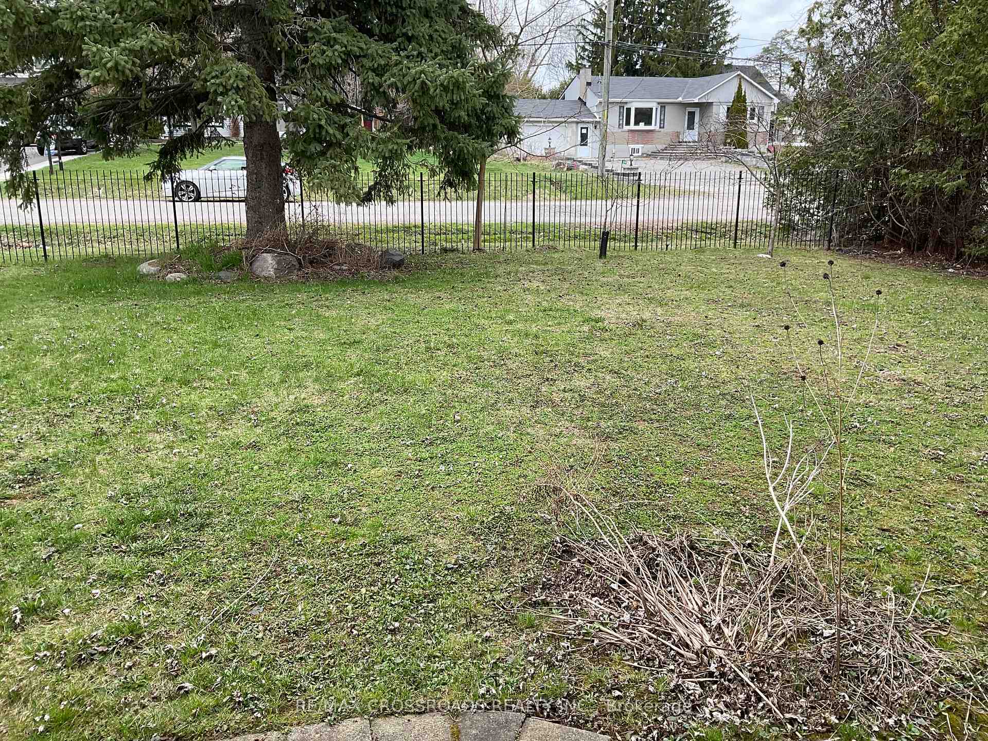 Photo 21 of 239 Davidson Street, Pickering, Rural Pickering — HOMEH