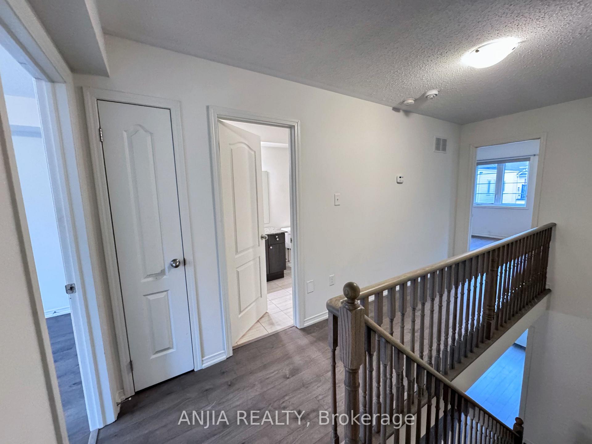Photo 9 of 35 Filly Path, Oshawa, Windfields — HOMEH