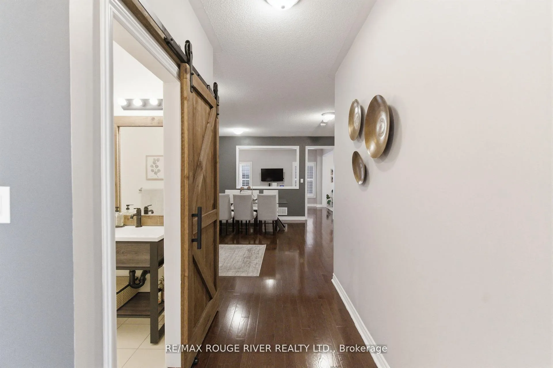 Photo 3 of 50 Cale Avenue, Clarington, Courtice — HOMEH
