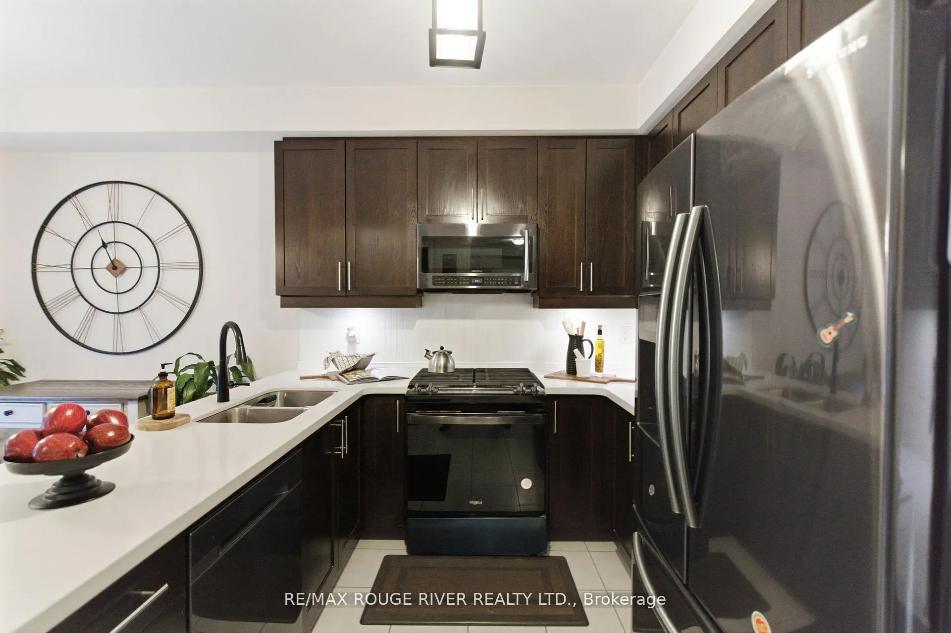 Photo 10 of 50 Cale Avenue, Clarington, Courtice — HOMEH