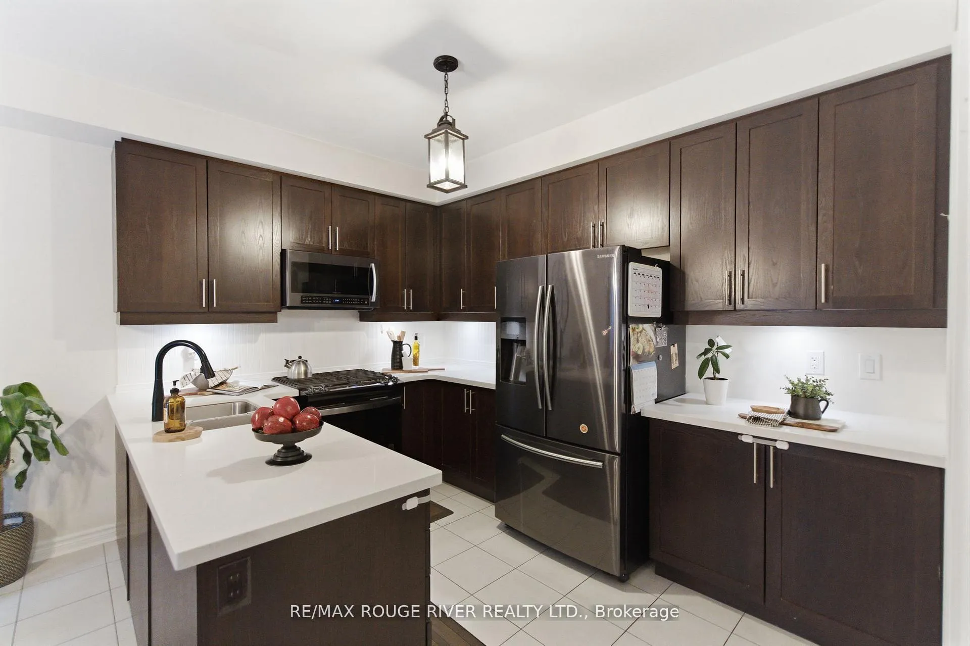 Photo 11 of 50 Cale Avenue, Clarington, Courtice — HOMEH