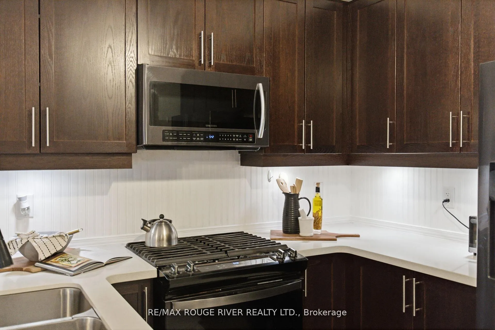Photo 12 of 50 Cale Avenue, Clarington, Courtice — HOMEH