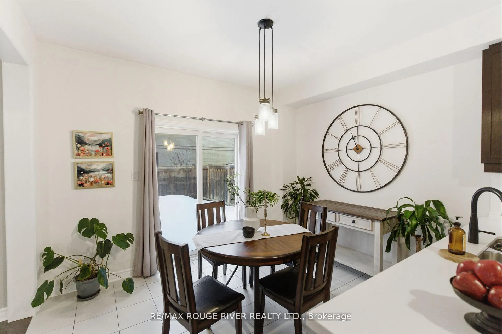 Photo 13 of 50 Cale Avenue, Clarington, Courtice — HOMEH
