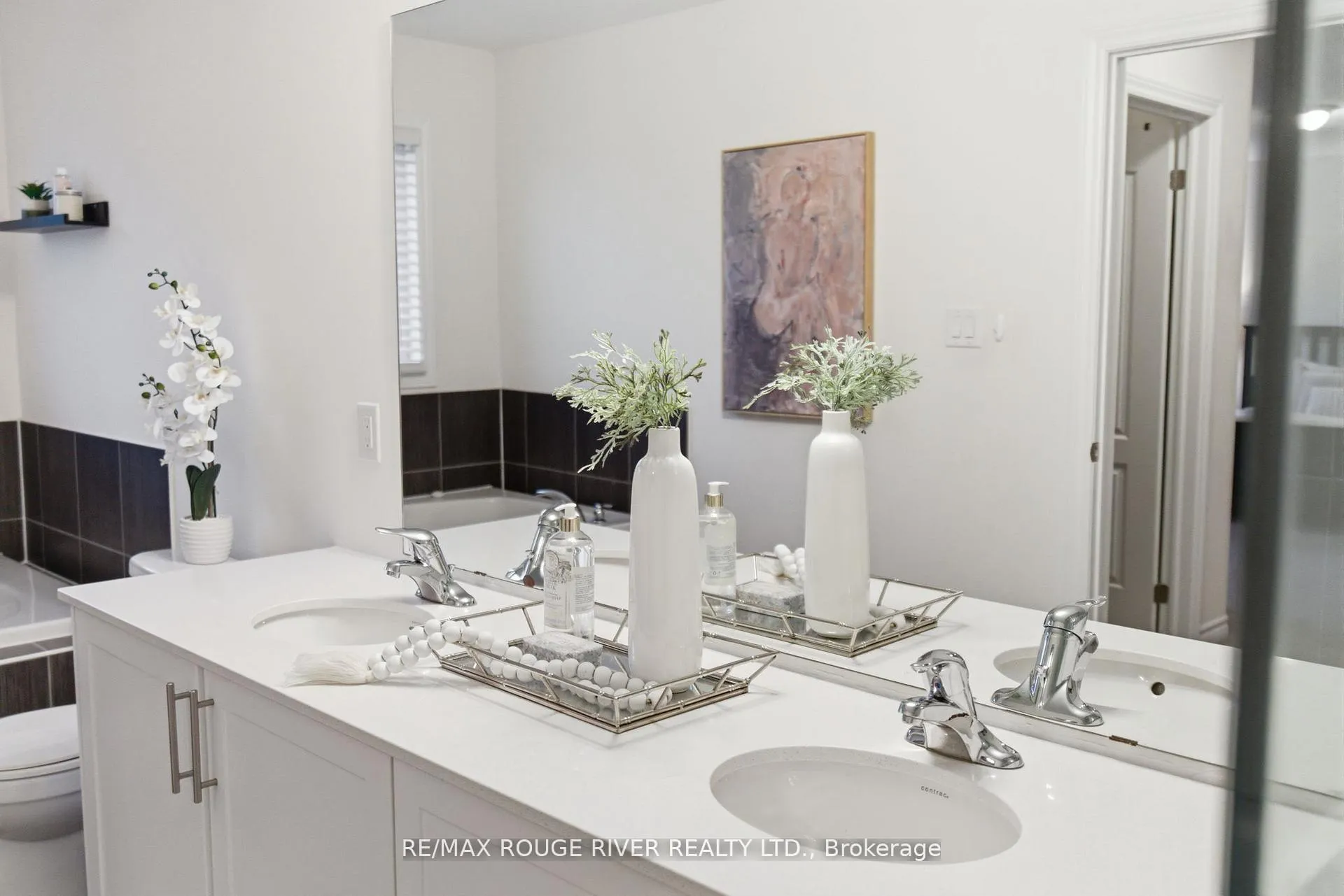 Photo 25 of 50 Cale Avenue, Clarington, Courtice — HOMEH