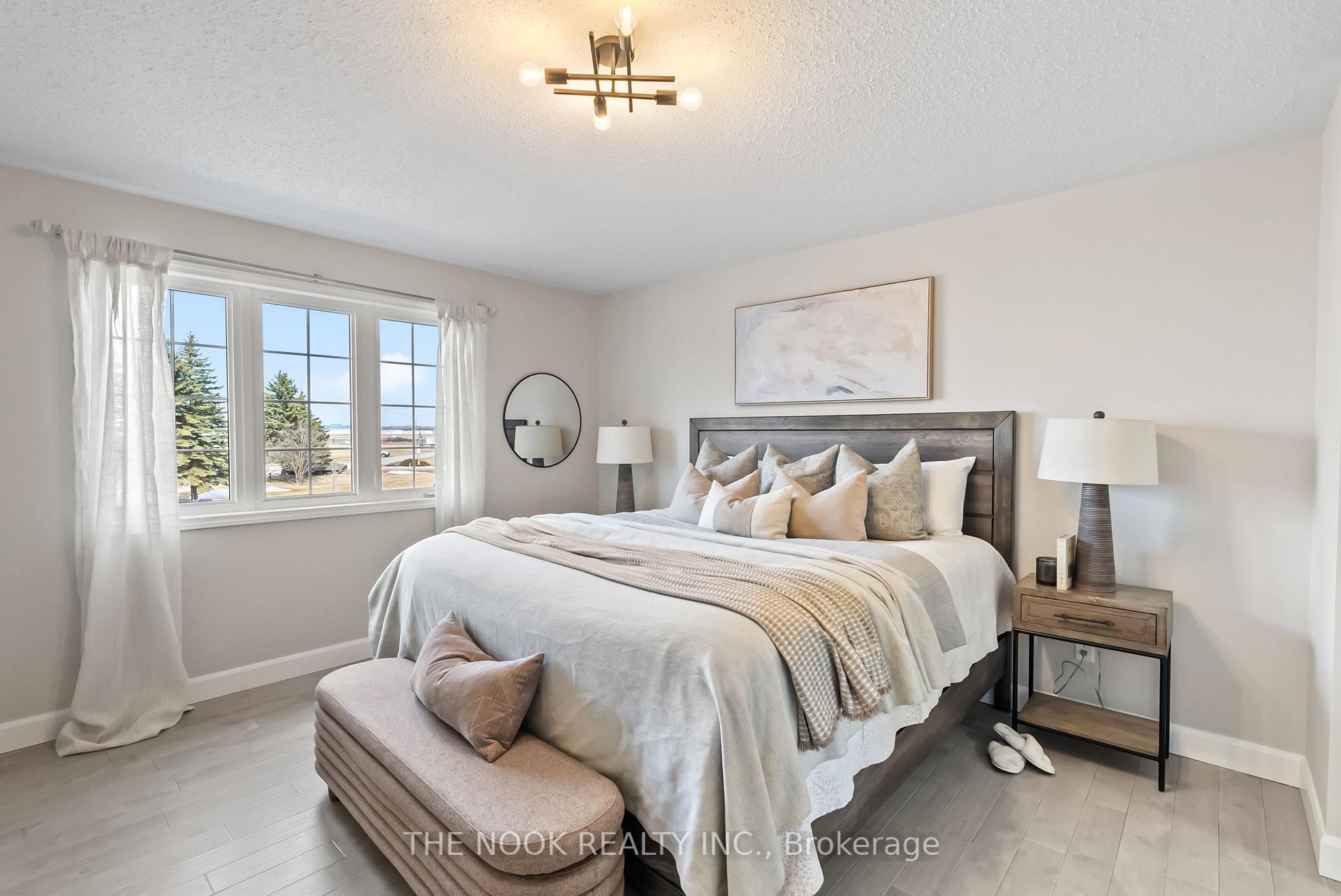 Photo 23 of 586 Fairglen Avenue, Oshawa, Northglen — HOMEH