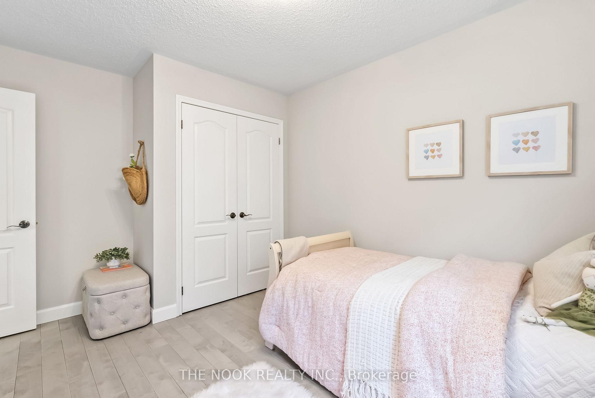 Photo 34 of 586 Fairglen Avenue, Oshawa, Northglen — HOMEH