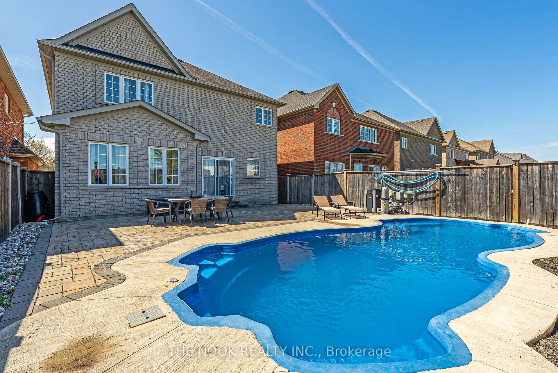 Photo 44 of 586 Fairglen Avenue, Oshawa, Northglen — HOMEH