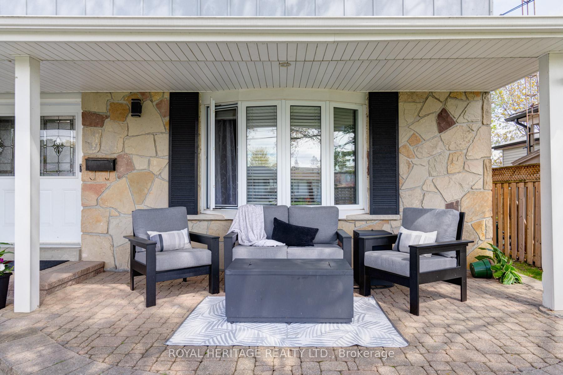 Photo 3 of 799 Oliva Street, Pickering, West Shore — HOMEH