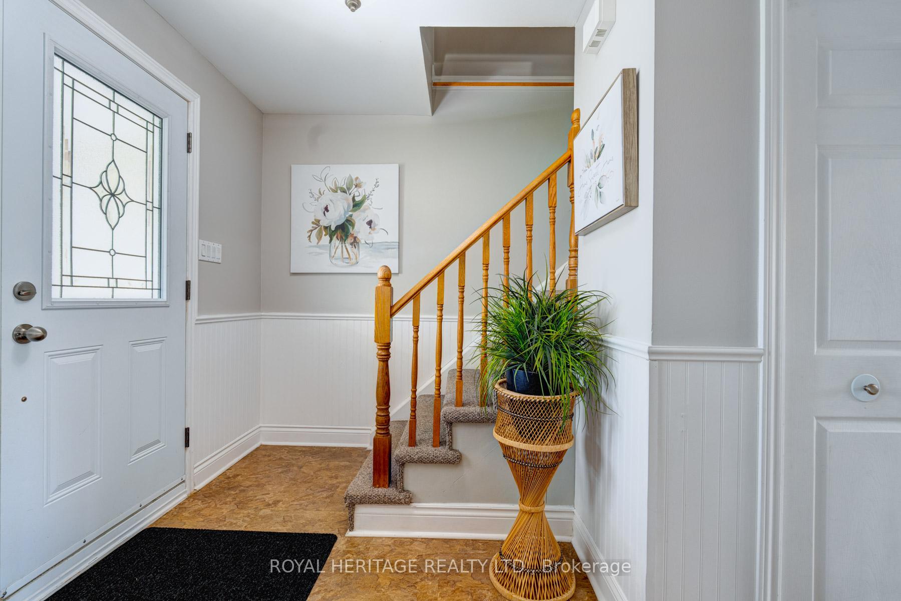 Photo 8 of 799 Oliva Street, Pickering, West Shore — HOMEH