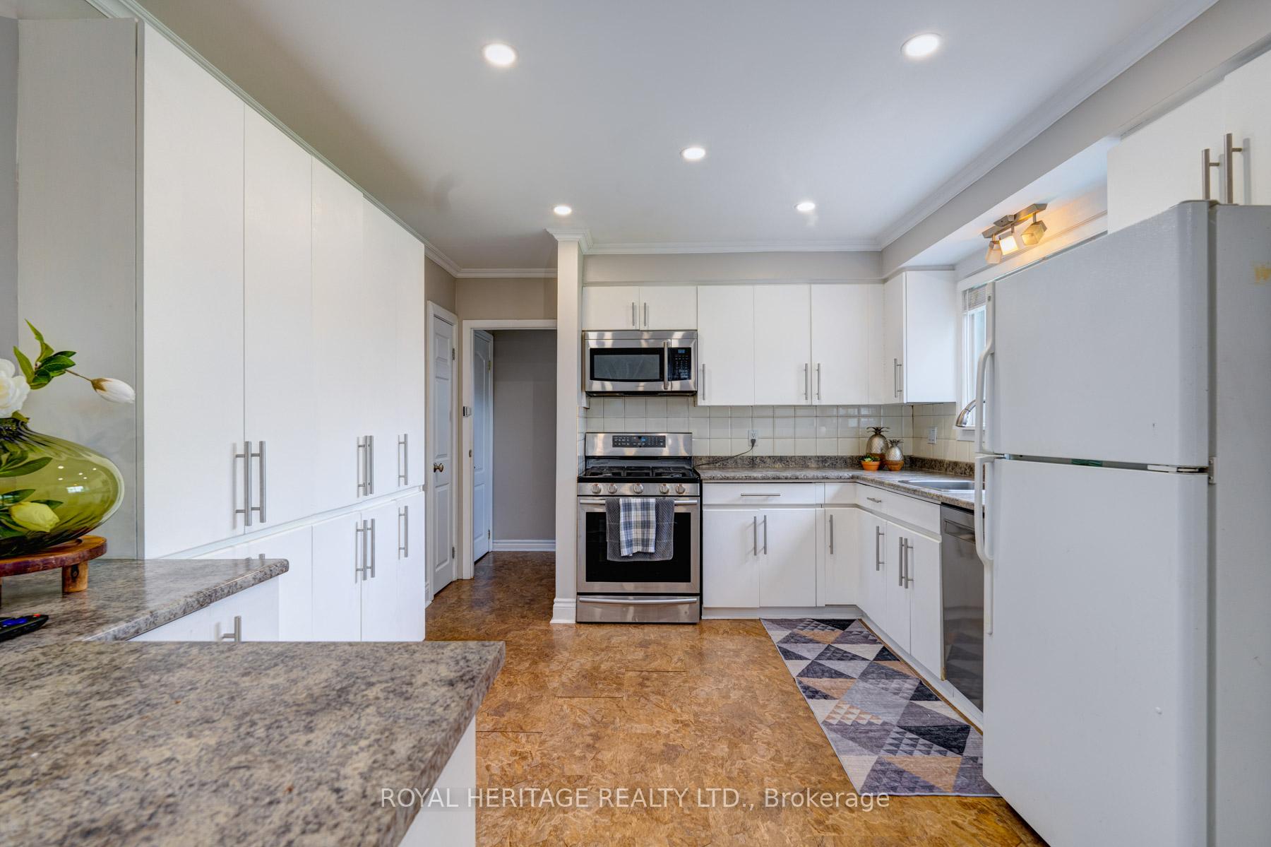 Photo 13 of 799 Oliva Street, Pickering, West Shore — HOMEH