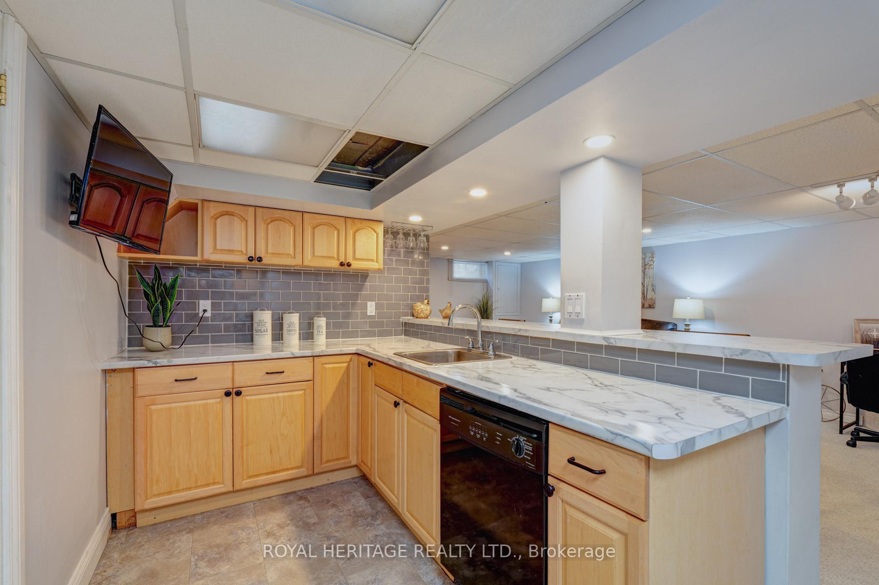Photo 35 of 799 Oliva Street, Pickering, West Shore — HOMEH