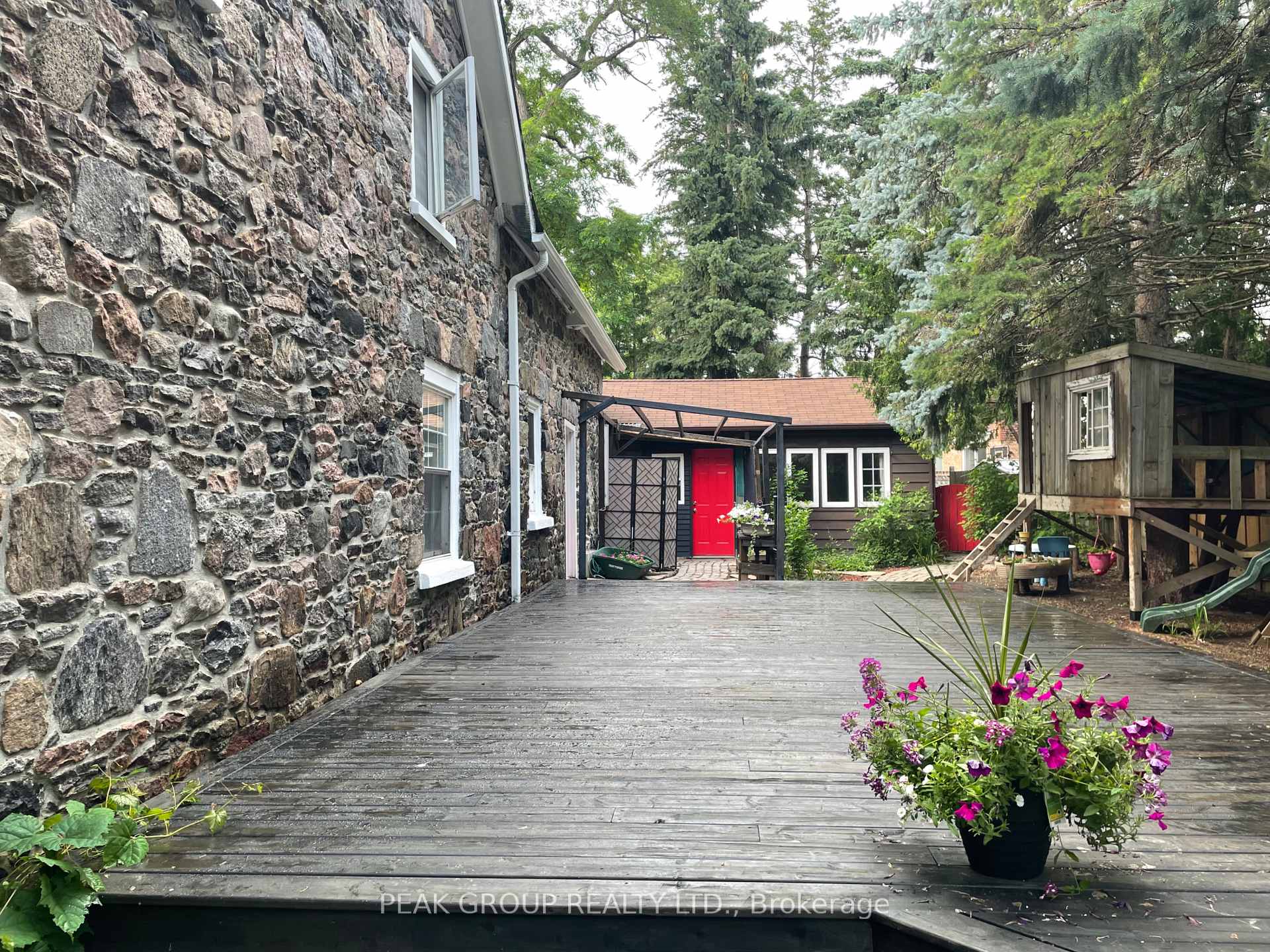 Photo 8 of Unit S02, 2319 Wildwood Crescent, Pickering, Brock Ridge — HOMEH