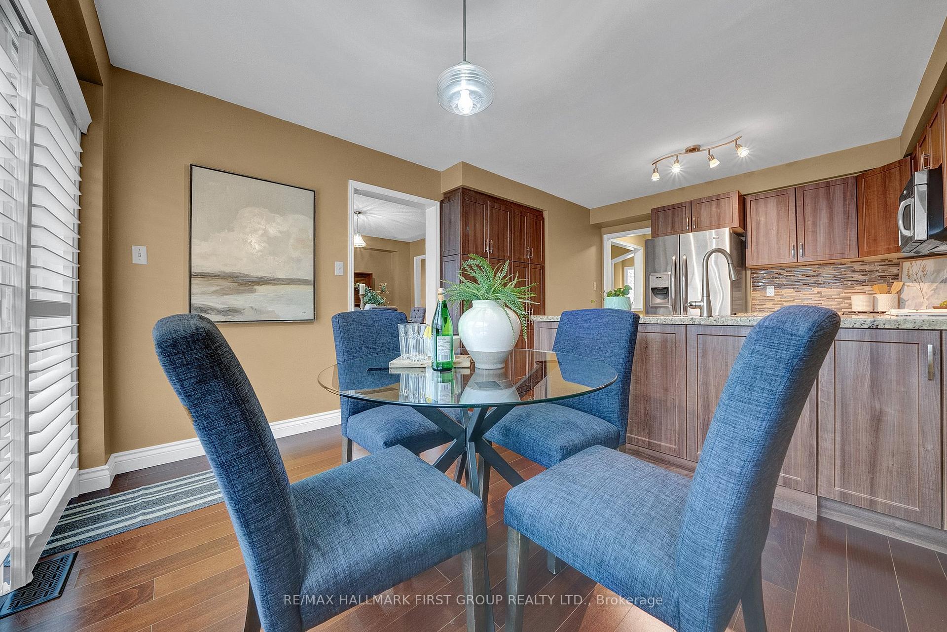Photo 10 of 2042 Blue Ridge Crescent, Pickering, Brock Ridge — HOMEH