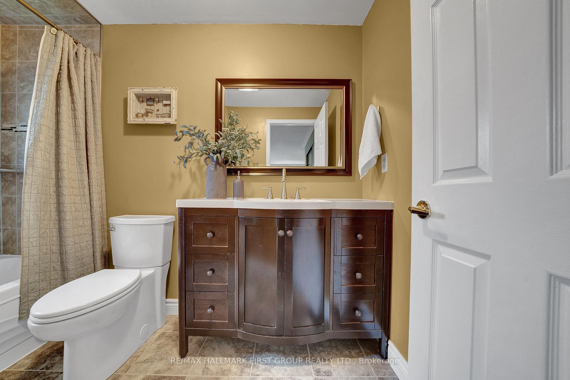 Photo 27 of 2042 Blue Ridge Crescent, Pickering, Brock Ridge — HOMEH
