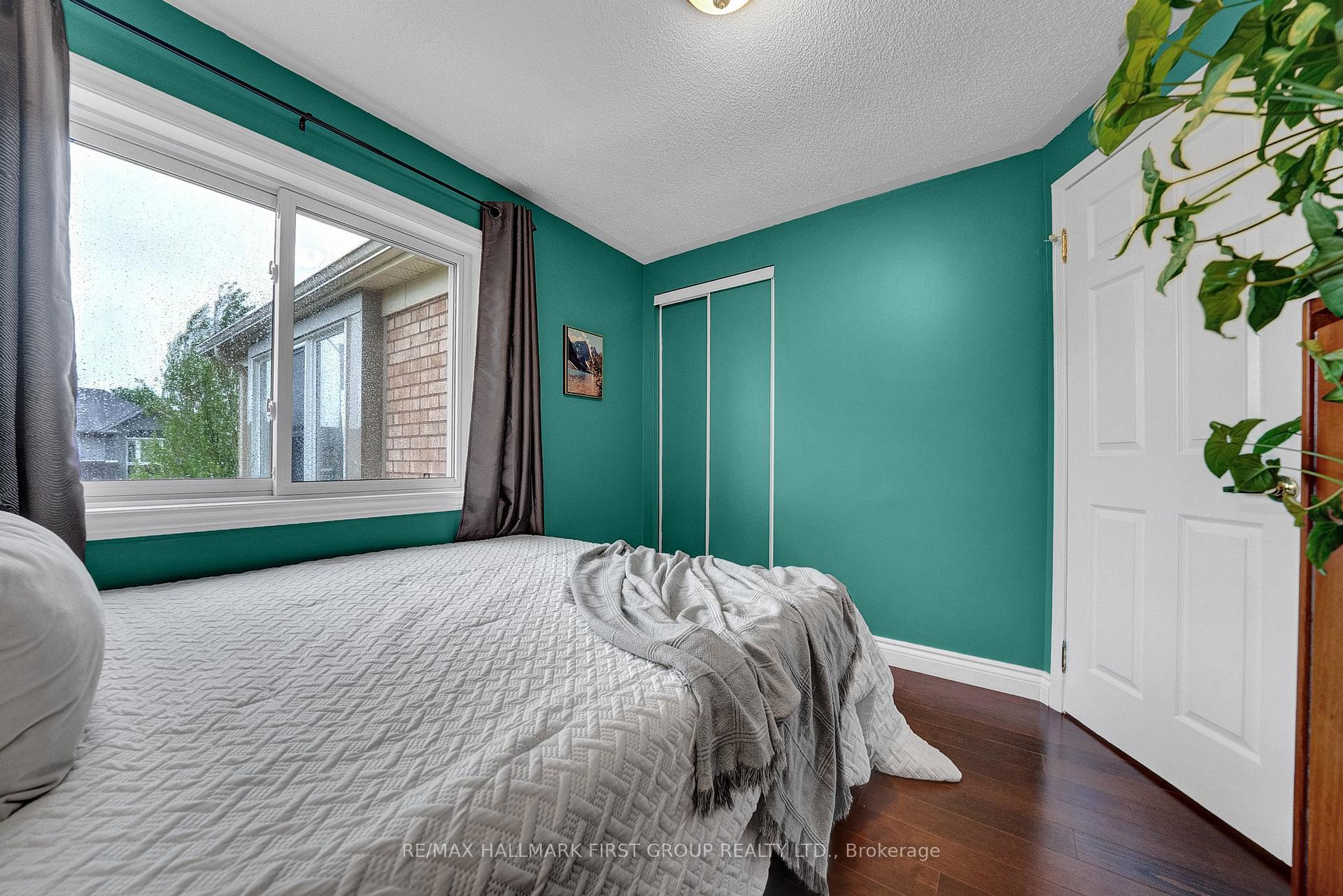 Photo 32 of 2042 Blue Ridge Crescent, Pickering, Brock Ridge — HOMEH