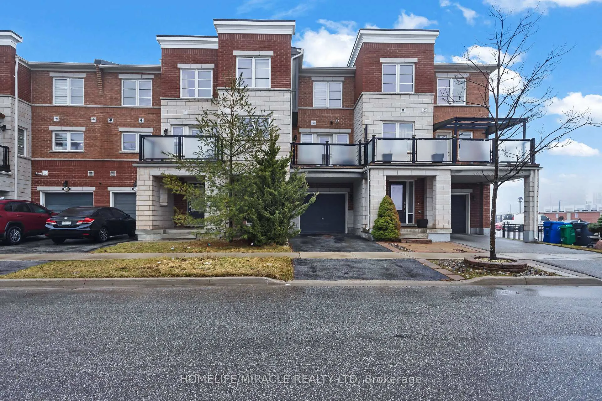 Photo 1 of 160 Baycliffe Crescent, Brampton, Northwest Brampton — HOMEH