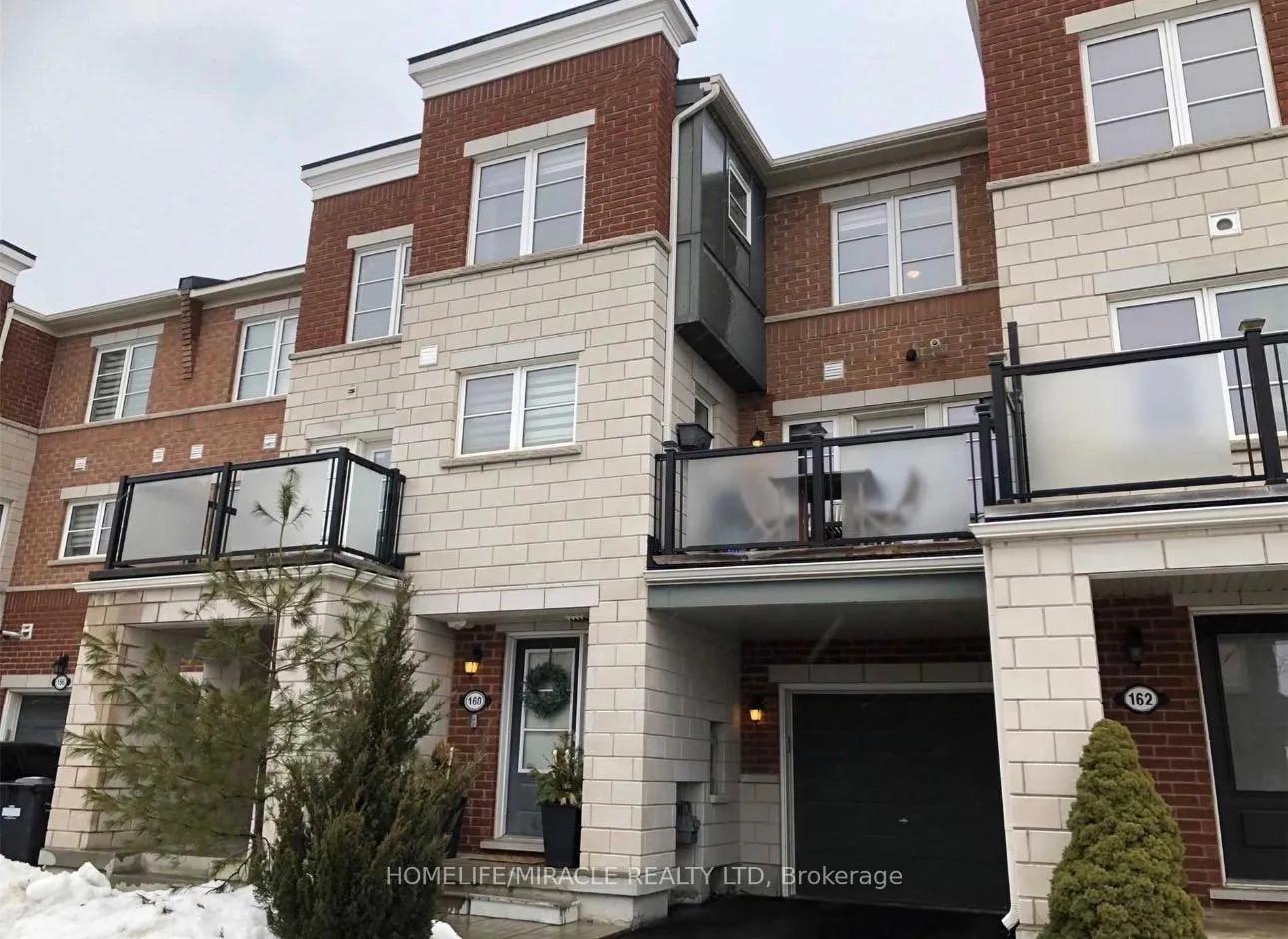 Photo 2 of 160 Baycliffe Crescent, Brampton, Northwest Brampton — HOMEH